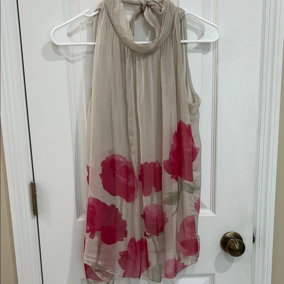 Bolide Tops - Floral Pink Sleeveless Silk Blouse